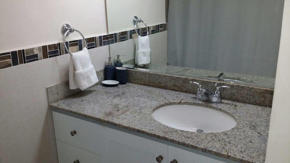 Kingsway New Kingston Guest Apartment II Zewnętrze zdjęcie